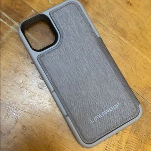Lifeproof Case